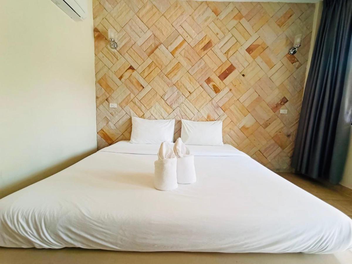 Wangpla Villa Resort Накхонсаван Екстер'єр фото
